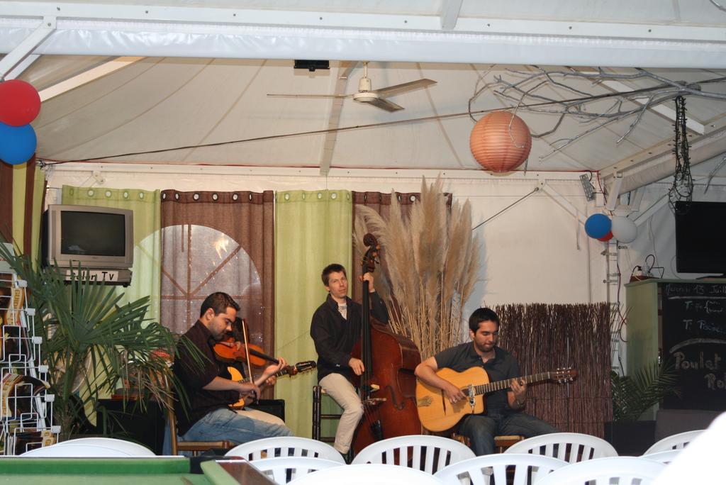 Camping Du Lac فوا المظهر الخارجي الصورة